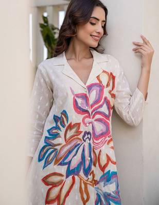 Floral Printed Shirt Collar A-Line Cotton Kurta With Trousers 7
