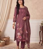 Women Floral Printed Linen Kurta with Trousers & With Dupatta