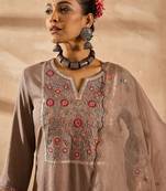 Women Ethnic Motifs Embroidered Thread Work Kurta with Trousers & With Dupatta