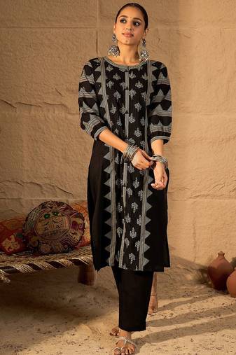 Ethnic Motifs Printed Cotton Straight Kurta With Trousers
