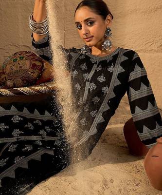 Ethnic Motifs Printed Cotton Straight Kurta With Trousers 5