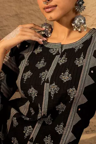 Ethnic Motifs Printed Cotton Straight Kurta With Trousers