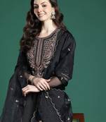 Ethnic Motifs Embroidered Cotton Kurta with Trousers & Dupatta