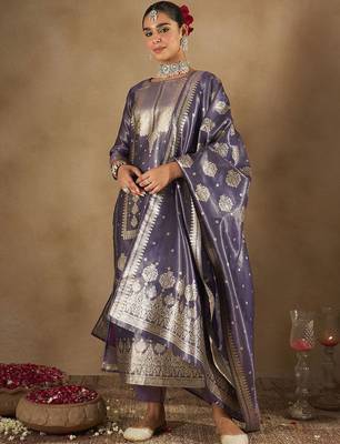 Women Ethnic Motifs Kurta with Trousers & Dupatta 6