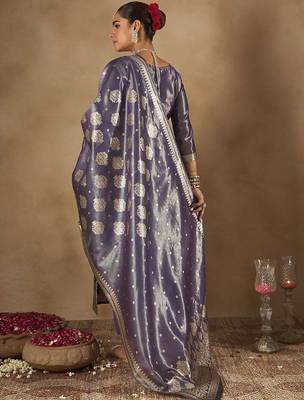 Women Ethnic Motifs Kurta with Trousers & Dupatta 7