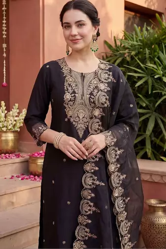 Women Ethnic Motifs Embroidered Thread Work Liva Kurta with Trousers & With Dupatta