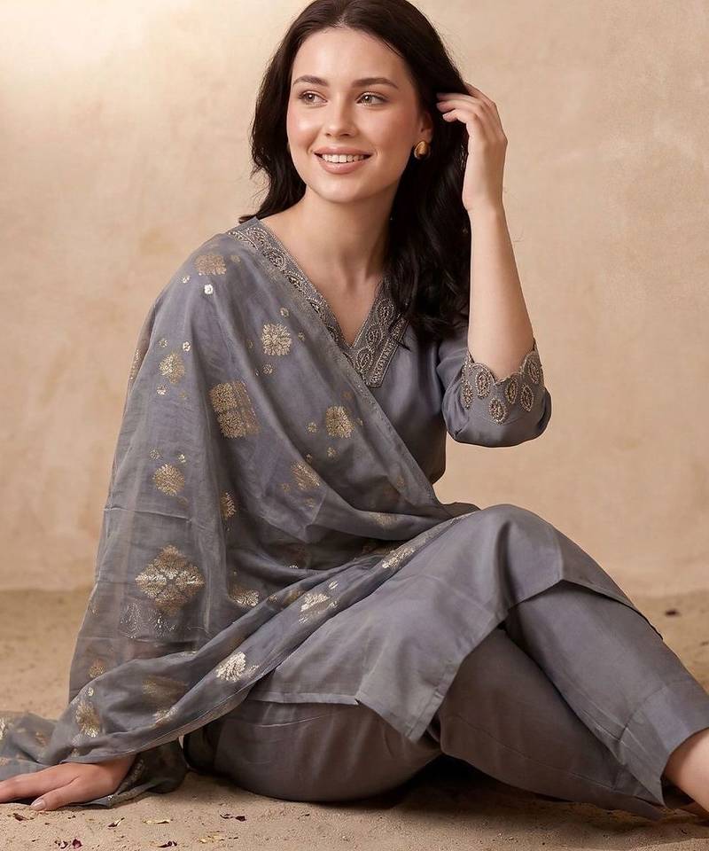 Women Ethnic Motifs Embroidered Kurta with Trousers & With Dupatta