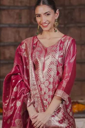 Ethnic Motifs Woven Design Straight Kurta with Trousers & With Dupatta