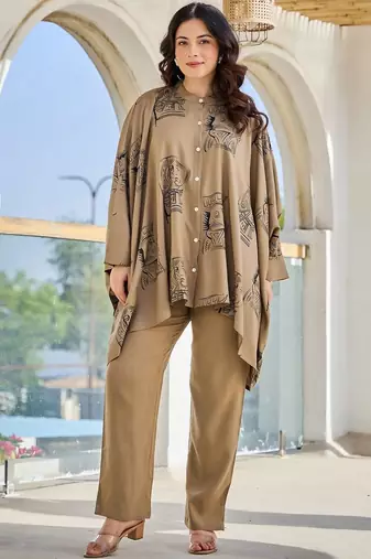 Women Printed Kurta with Trousers