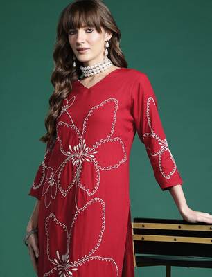 Floral Embroidered Thread Work Kurta with Palazzos 1