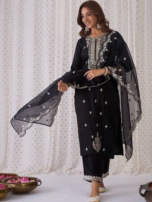 Women Ethnic Motifs Embroidered Kurta with Trousers & With Dupatta 1