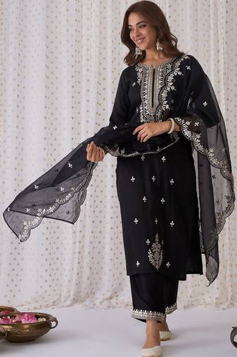 Women Ethnic Motifs Embroidered Kurta with Trousers & With Dupatta