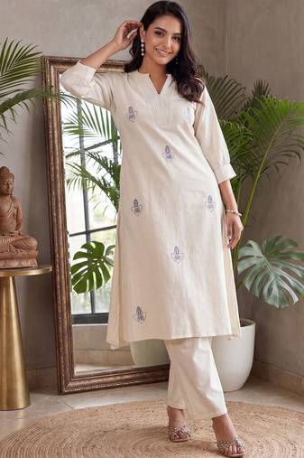 Women Ethnic Motifs Embroidered Thread Work Cotton Kurta With Palazzos