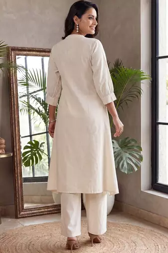 Women Ethnic Motifs Embroidered Thread Work Cotton Kurta With Palazzos