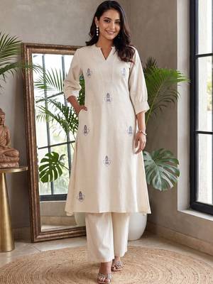 Women Ethnic Motifs Embroidered Thread Work Cotton Kurta With Palazzos 6
