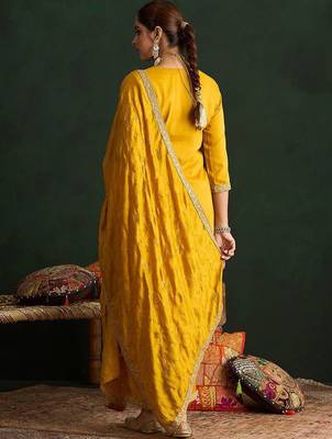 Ethnic Motifs Embroidered Kurta With Trousers & Dupatta 6