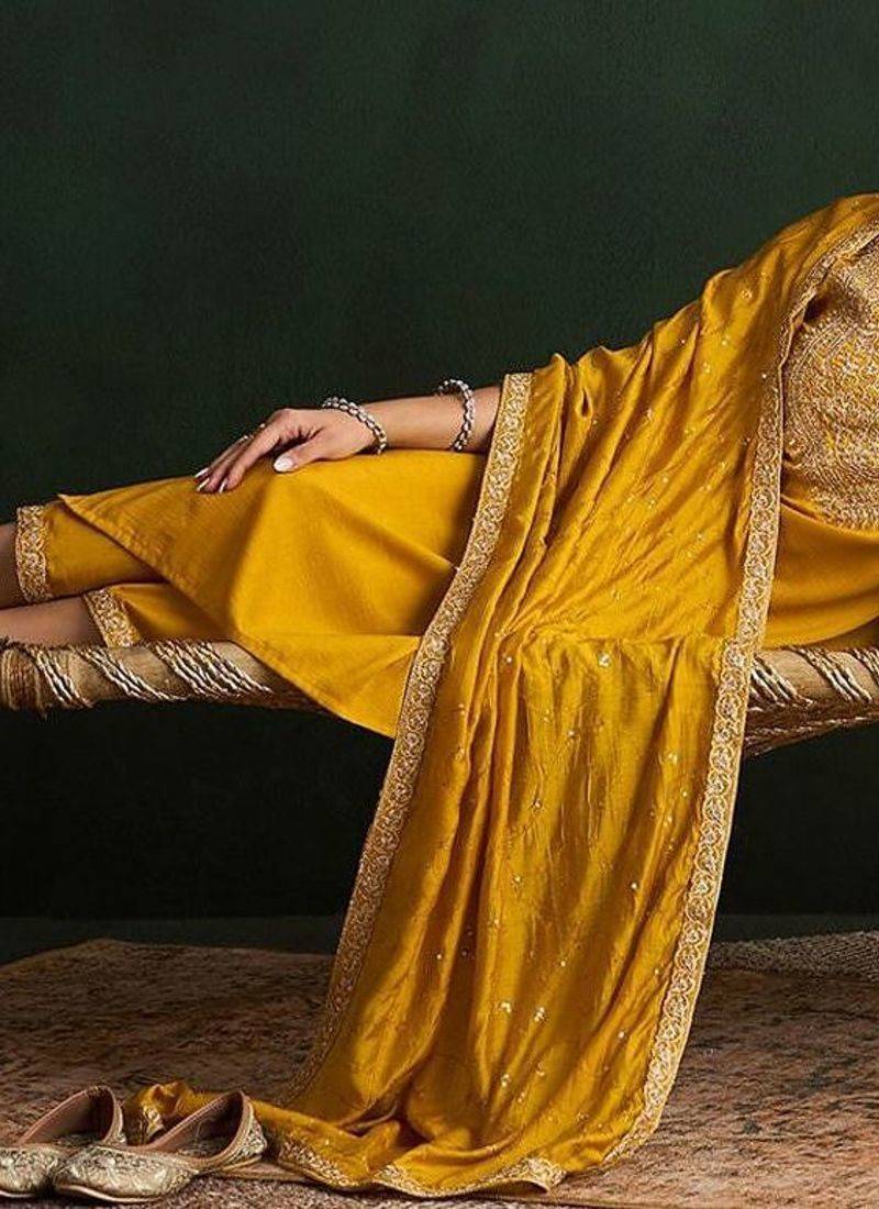 Ethnic Motifs Embroidered Kurta With Trousers & Dupatta