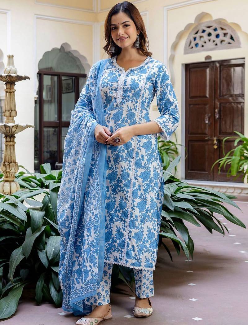 Women Floral Printed Panelled Beads and Stones Cotton Kurta with Trousers & With Dupatta