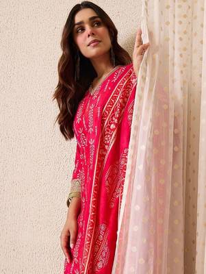 Women Ethnic Motifs Printed Kurta with Trousers & Dupatta 6