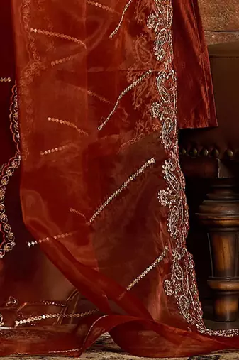 Ethnic Motifs Embroidered Zari Liva Kurta With Trousers & Dupatta