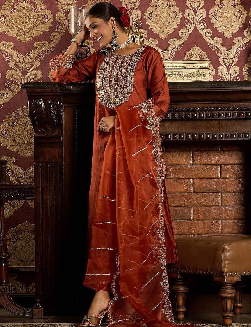 Ethnic Motifs Embroidered Zari Liva Kurta With Trousers & Dupatta