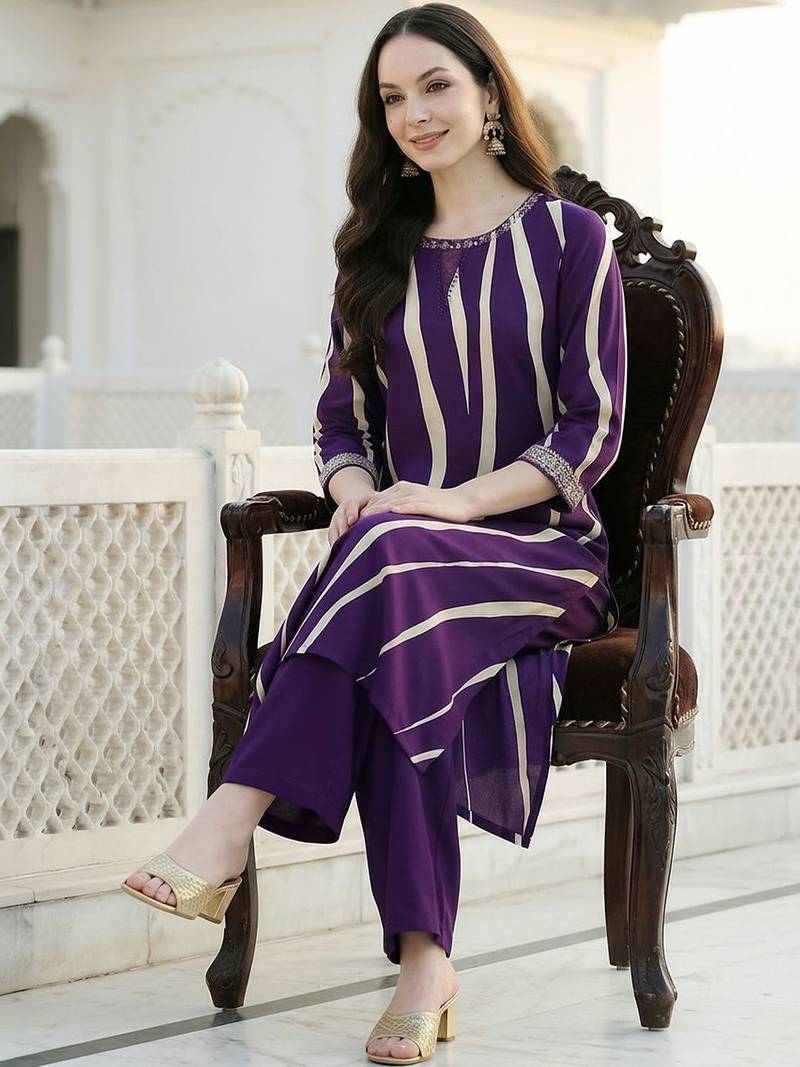 Women Printed Thread Work Kurta with Palazzos