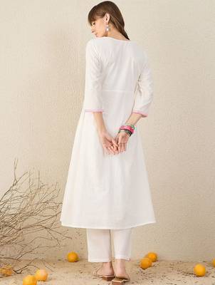 Women Floral Embroidered Angrakha Thread Work Cotton Kurta with Trousers 7