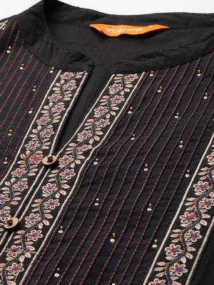 Floral Embroidered Thread Work Cotton Kurta with Trousers & Dupatta 3
