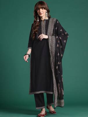 Floral Embroidered Thread Work Cotton Kurta with Trousers & Dupatta 1