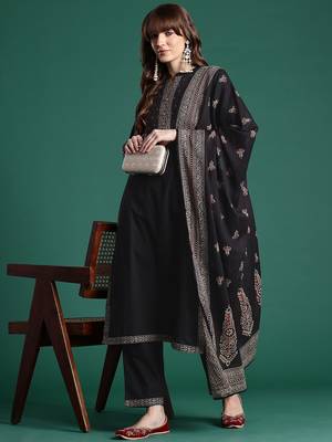 Floral Embroidered Thread Work Cotton Kurta with Trousers & Dupatta 8