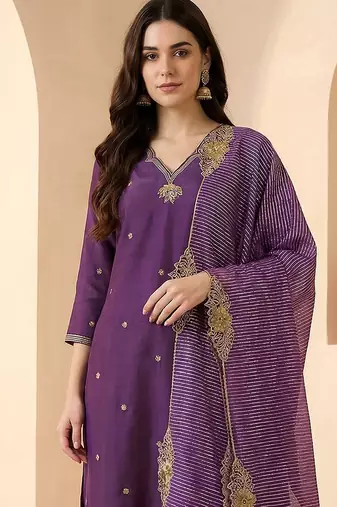 Women Ethnic Motifs Embroidered Thread Work Kurta with Trousers & With Dupatta