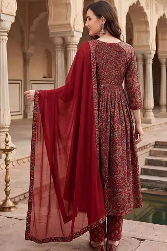 Women Paisley Printed Cotton Kurta with Trousers & With Dupatta