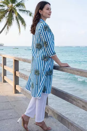 Women Printed Cotton Kurti with Trousers