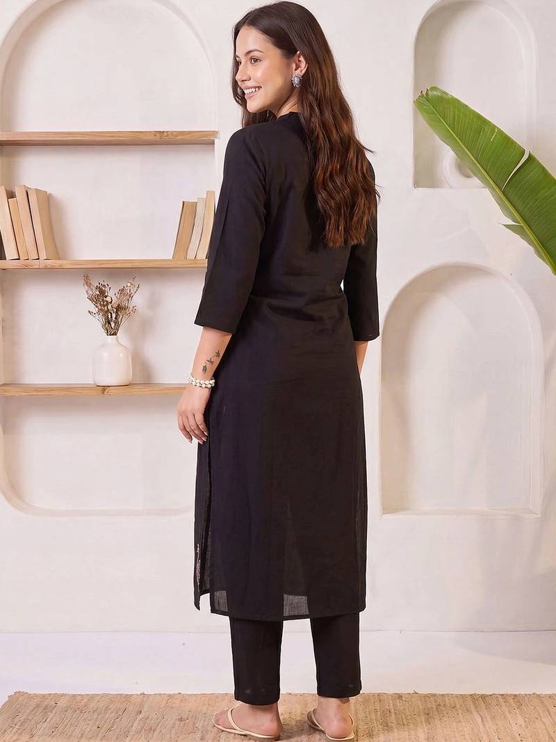 Women Ethnic Motifs Embroidered Thread Work Cotton Kurta with Trousers