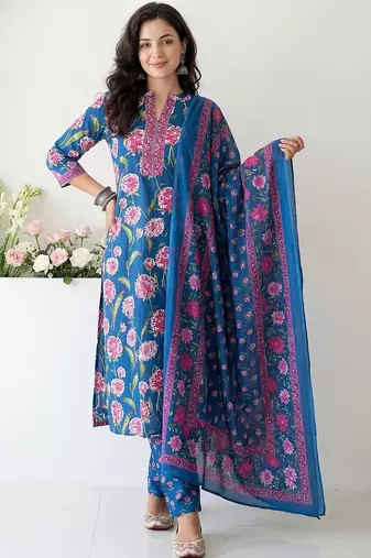 Women Floral Printed Cotton Kurta with Trousers & With Dupatta