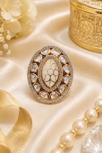 Royal elegance cz adjustable ring