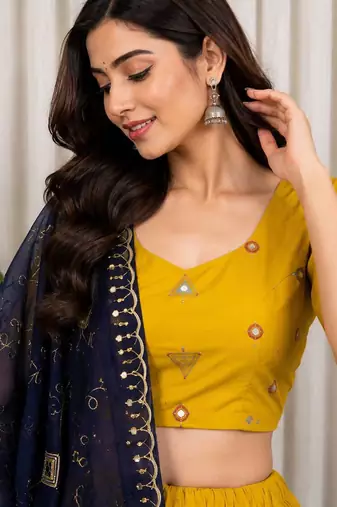 Designer Navratri Lehenga Choli for Women