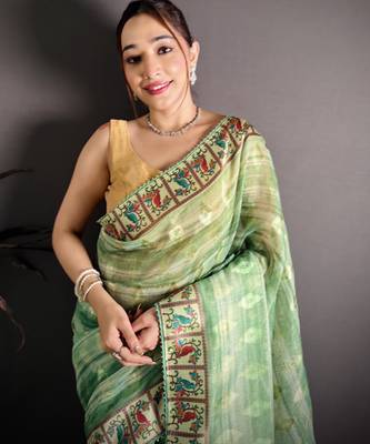 Green floral print, striped, woven cotton slub kalamkari saree with blouse 2