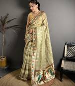 Mehendi floral print, striped, woven cotton slub kalamkari saree with blouse