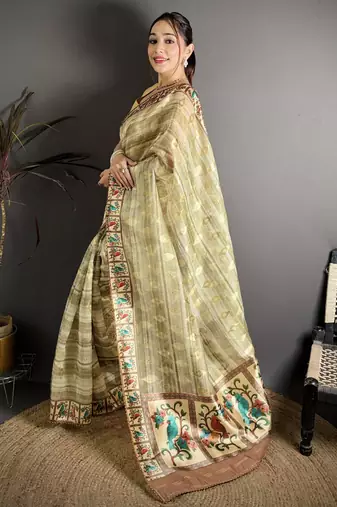 Mehendi floral print, striped, woven cotton slub kalamkari saree with blouse