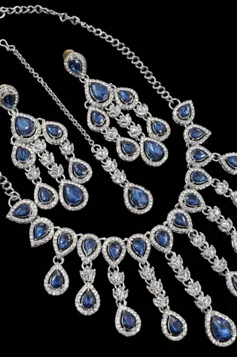 Blue kundan & agate stone necklace set with earrings & maang tikka | rhodium plating