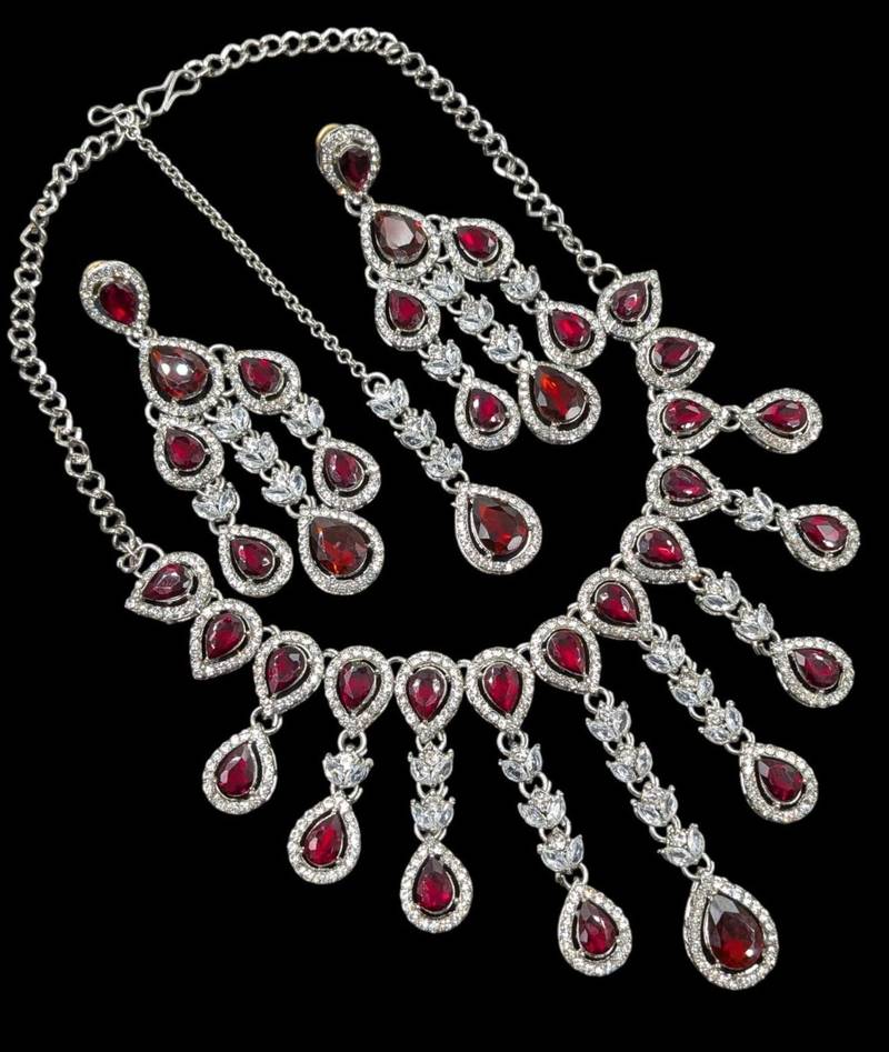 Maroon kundan & agate stone necklace set with earrings & maang tikka | rhodium plating