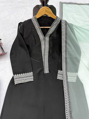 Black premium glass fabric straight suit set 4