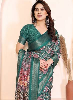 green color print work cotton blend saree 4