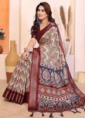 maroon print work cotton blend saree 3