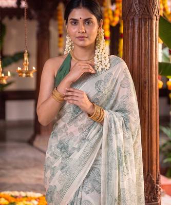 Graceful satin silk blend floral printed saree 2