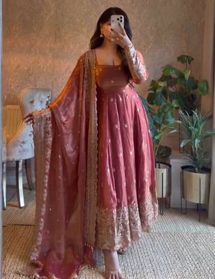 Rose fendy silk blend embroidered gown set with dupatta 1