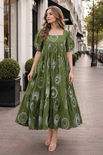 Green cotton readymade kurti with printed work