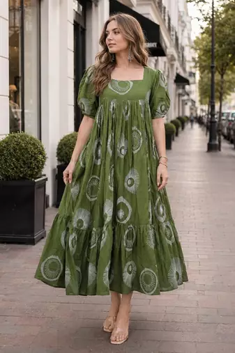 Green cotton readymade kurti with printed work