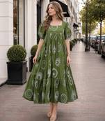 Green cotton readymade kurti with printed work